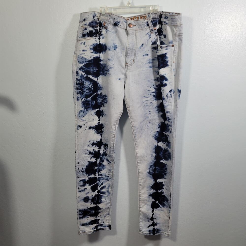 VIP Boyfriend Light Wash With Dark Blue Tie Dye Pattern Jeans Size 14 92726-1424 - Picture 7 of 8